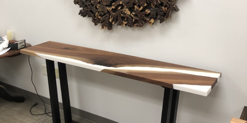 Live edge shelf